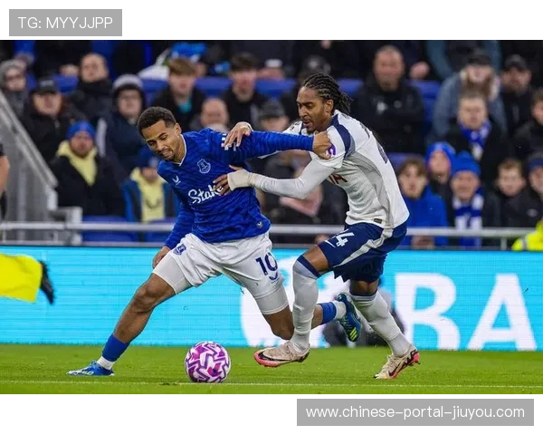 切尔西召回后卫萨尔，租借期结束回归斯坦福桥